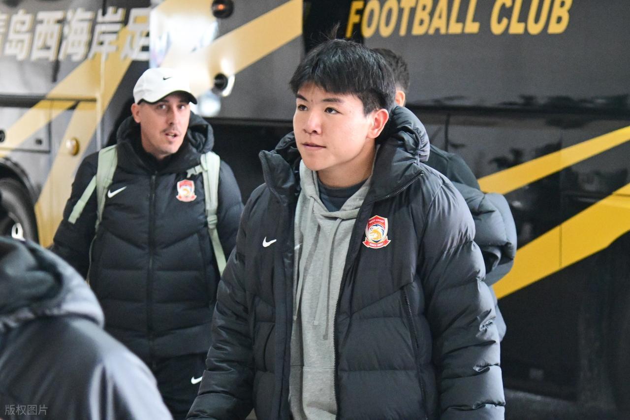 新2在线网址-官宣！当红国脚徐彬，从狼队租借英甲，可参加英甲+U21英超联赛